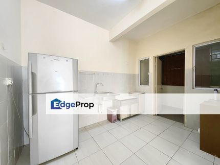 Balcony Koi Kinrara Suites Condo For Rent, Puchong Jaya Sunway IOI , Selangor, Puchong