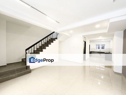 Endlot Extend Reno 2 Storey Terrace House For Sale, Puchong Utama 8, Selangor, Puchong