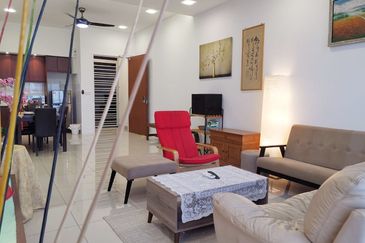 Corner Full Furnish Le Pavillion Condo For Sale, Bandar Puteri Puchong