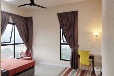 Corner Full Furnish Le Pavillion Condo For Sale, Bandar Puteri Puchong