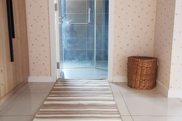 Corner Full Furnish Le Pavillion Condo For Sale, Bandar Puteri Puchong