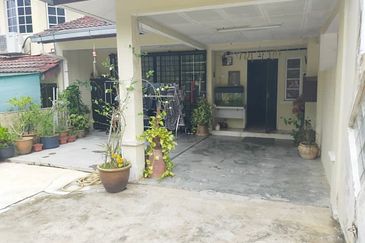 Jalan Saujana Puchong 10/1