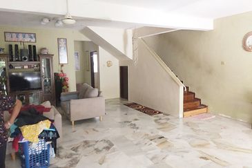 Jalan Saujana Puchong 10/1