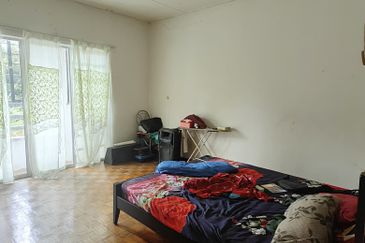 Jalan Saujana Puchong 10/1