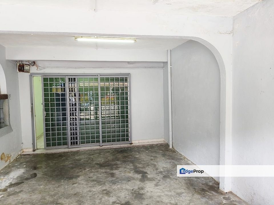 Kampung Pasir Puchong, Puchong Rumah PKNS 2 Storey House, Batu 13 1/2 Puchong, Selangor, Puchong