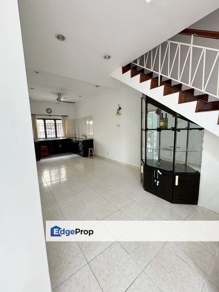 Taman Puchong Prima, Puchong Facing Garden Double Storey House Near Lrt, Selangor, Puchong