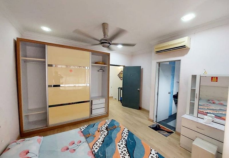 Taman Wawasan, Pusat Bandar Puchong