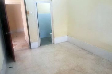 Jalan Taman Kinrara 1/8