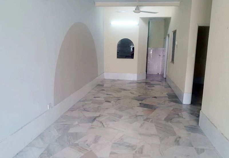 Jalan Taman Kinrara 1/8