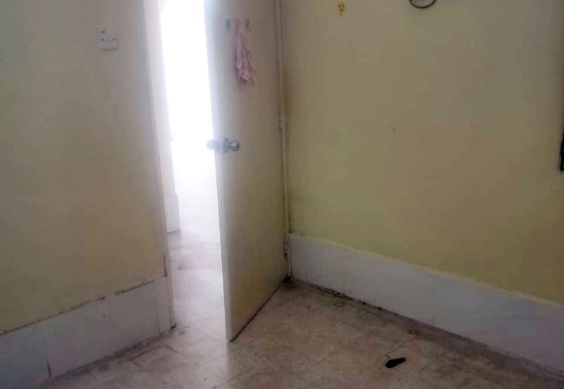 Jalan Taman Kinrara 1/8