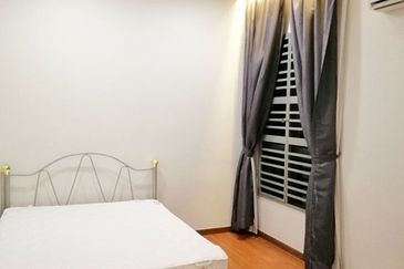 Zefer Hill Residence