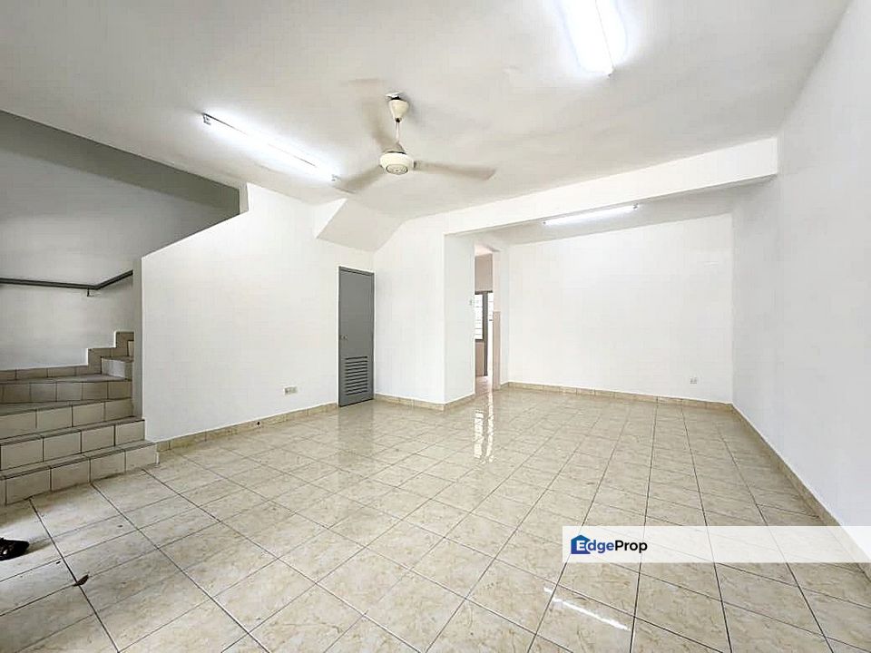 Taman Putra Prima, Puchong PP3 20'x70' Double Storey Terrace House For Sale, Selangor, Puchong