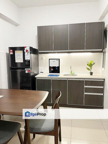 The Zest @ Kinrara 9, Bandar Kinrara Puchong Renovated Unit Near LRT Pavilion Bukit Jalil, Selangor, Bandar Kinrara Puchong