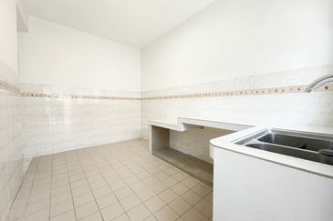 Jalan Bandar Kinrara 5B/4A1