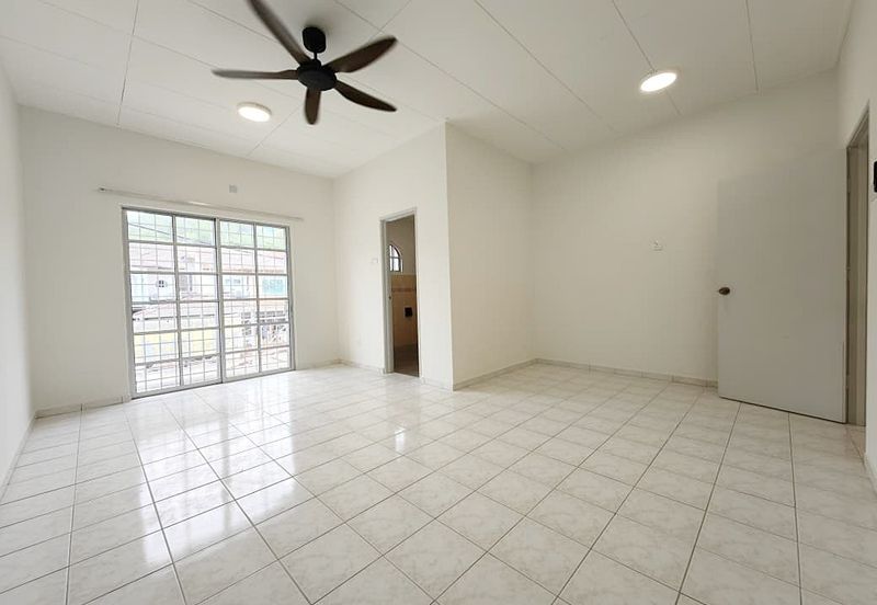 Jalan Bandar Kinrara 5B/4A1