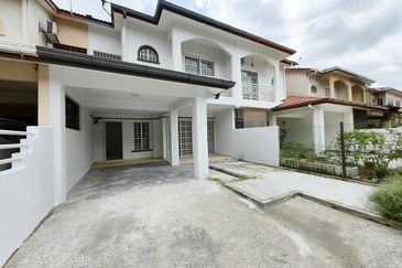 Jalan Bandar Kinrara 5B/4A1