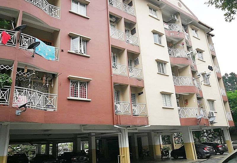 Teratai Mewah Condominium
