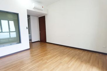 Nautica Lake Suites @ Sunway South Quay