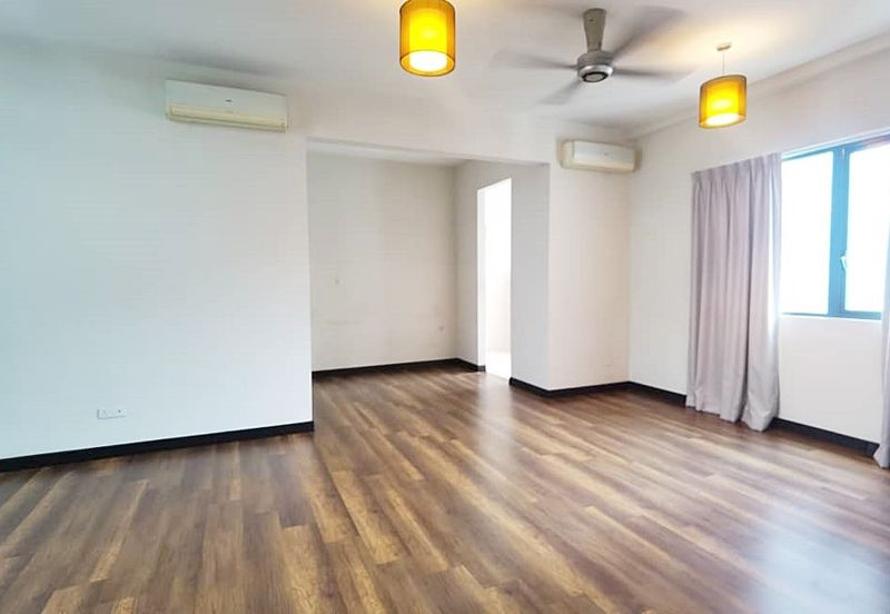 Nautica Lake Suites @ Sunway South Quay