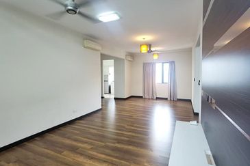 Nautica Lake Suites @ Sunway South Quay