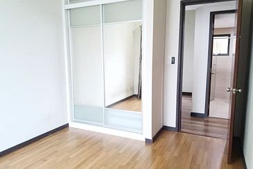 Nautica Lake Suites @ Sunway South Quay