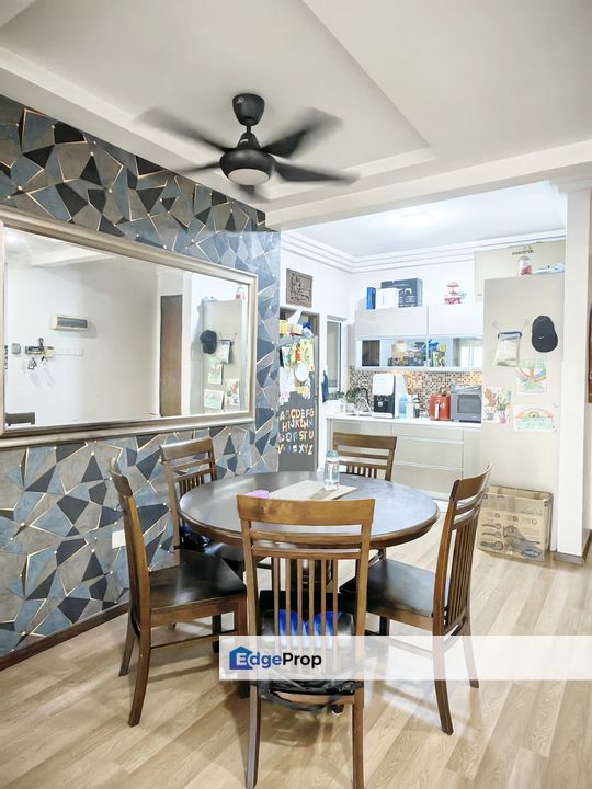 Koi Kinrara Suites, Puchong Furnished 1153sf Balcony Near Ioi Mall Puchong Jaya, Selangor, Puchong