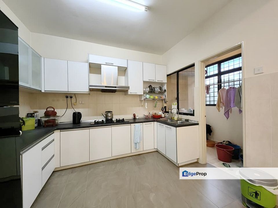 Avilla Apartment, Puchong Bandar Kinrara Puchong Jaya Bukit Jalil, Selangor, Puchong