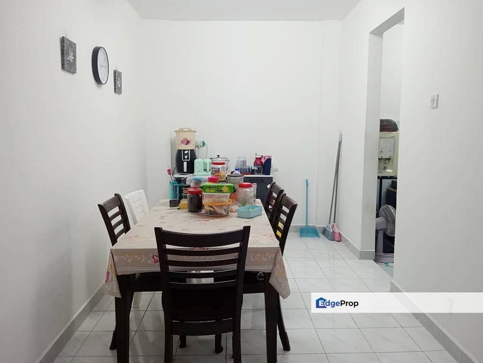 Sri Cempaka Apartment Bandar Puchong Jaya, Puchong Freehold 2nd Floor For Sale, Selangor, Puchong