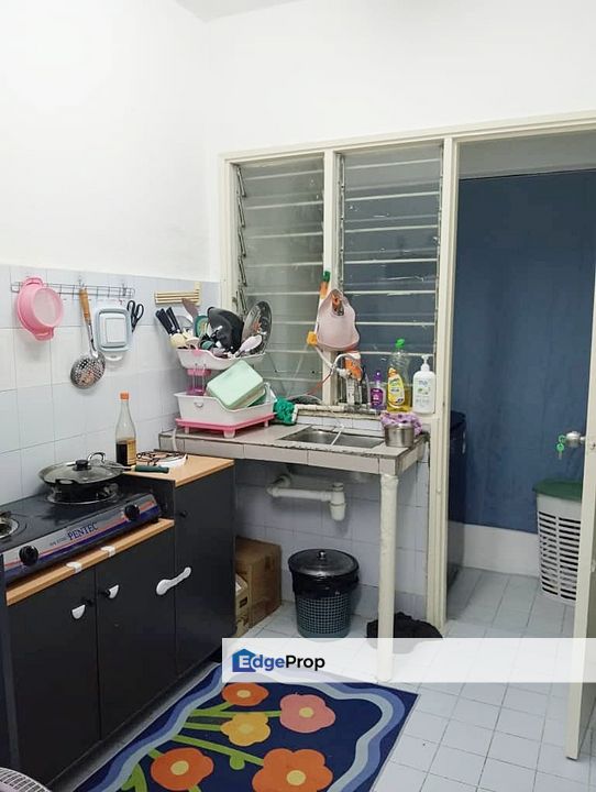 Sri Cempaka Apartment Bandar Puchong Jaya, Puchong Freehold 2nd Floor For Sale, Selangor, Puchong