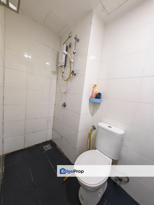 Vista Alam Serviced Apartment, Shah Alam Below Market Dual Key Vista Alam Soho For Sale, Selangor, Shah Alam