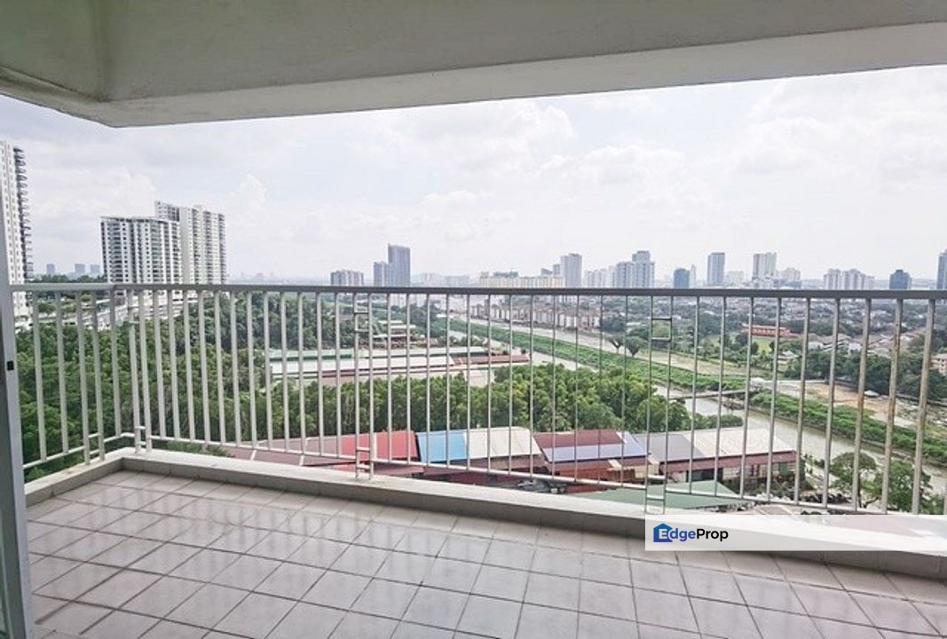 [Puchong Freehold] Full Furnish Koi Kinrara Condo 1405sqft 2CP Balcony Puchong Jaya IOI Mall Sunway View, Selangor, Puchong