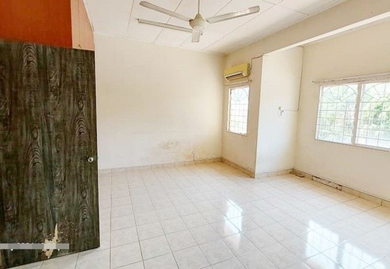 Jalan Bandar Kinrara 5B/1