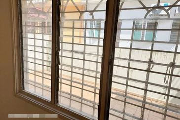 Jalan Bandar Kinrara 5B/1