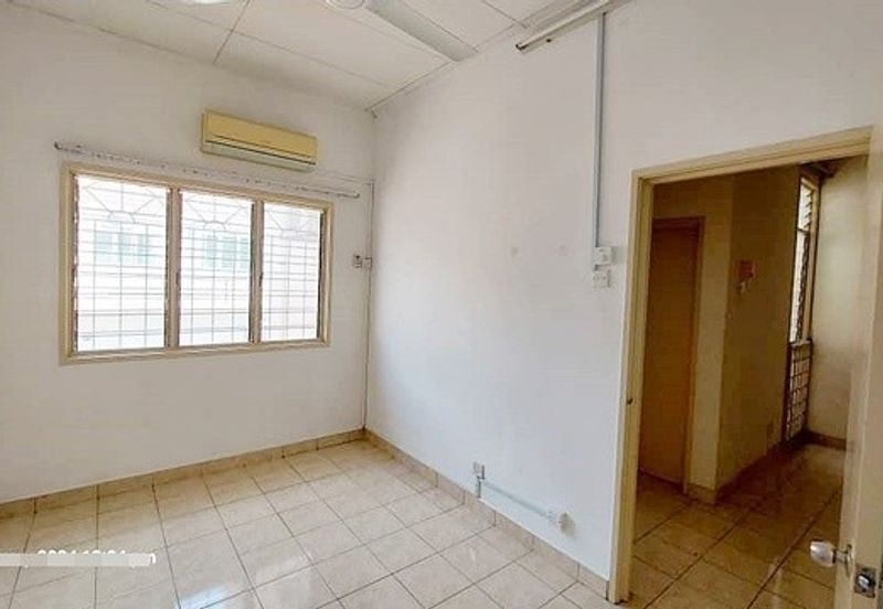 Jalan Bandar Kinrara 5B/1