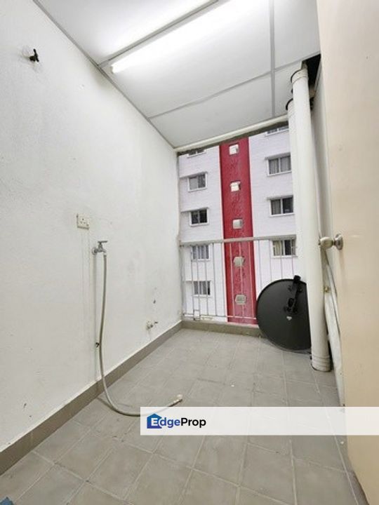 [PUCHONG FREEHOLD] Corner 1405qft 2CP Balcony Koi Kinrara Suites Puchong Jaya IOI Mall Sunway View, Selangor, Puchong