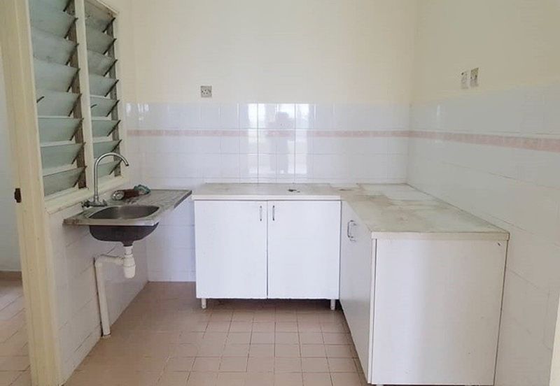 Freehold D'Kiara Apartment 900sqft 3R2B Taman Wawasan Pusat Bandar Puchong Bandar Puteri Puchong