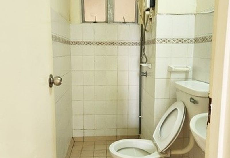 Freehold D'Kiara Apartment 900sqft 3R2B Taman Wawasan Pusat Bandar Puchong Bandar Puteri Puchong