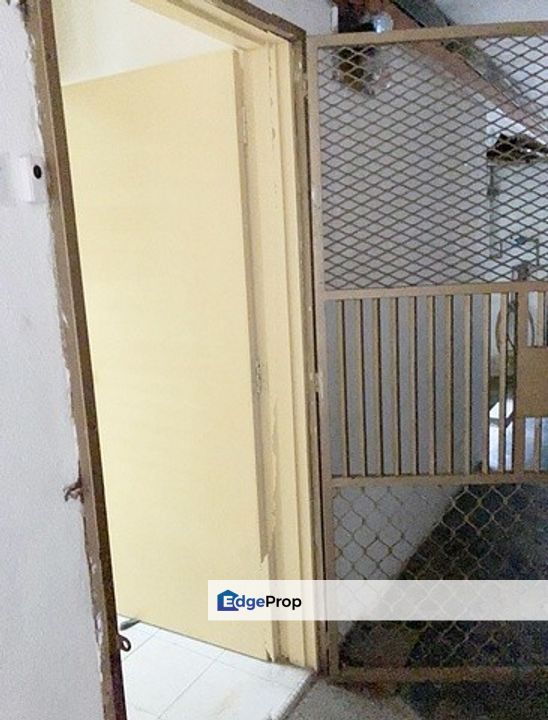 [Damansara Damai] Non Bumi Ground Floor 700sqft 3R2B Apartment Impian Damansara Damai @ PJ, Selangor, Damansara Damai