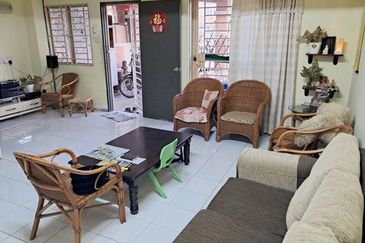 Jalan Saujana Puchong 5/1 