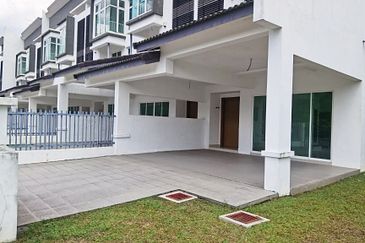 Vista Paramount Residence