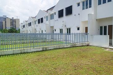 Vista Paramount Residence