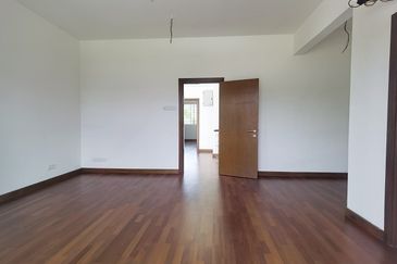 Vista Paramount Residence