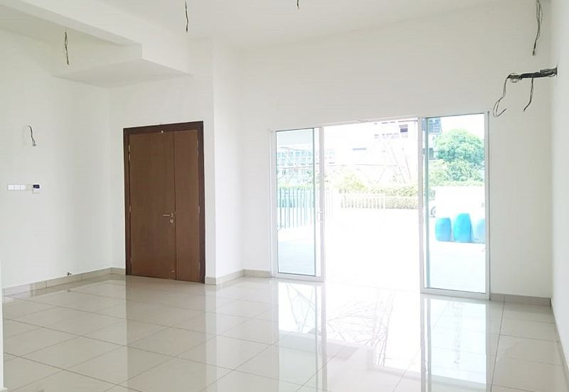 Vista Paramount Residence