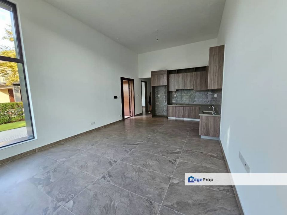 Forest City, Johor, Johor Bahru