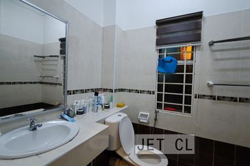 Violet @ Bandar Bukit Raja