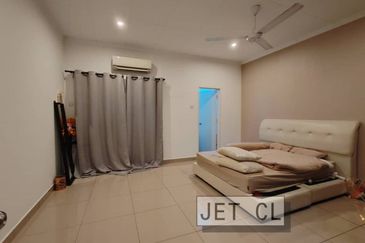 Violet @ Bandar Bukit Raja