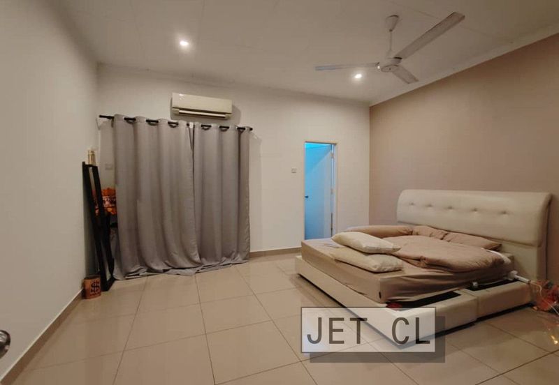 Violet @ Bandar Bukit Raja