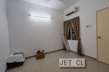 Violet @ Bandar Bukit Raja