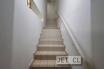 Violet @ Bandar Bukit Raja