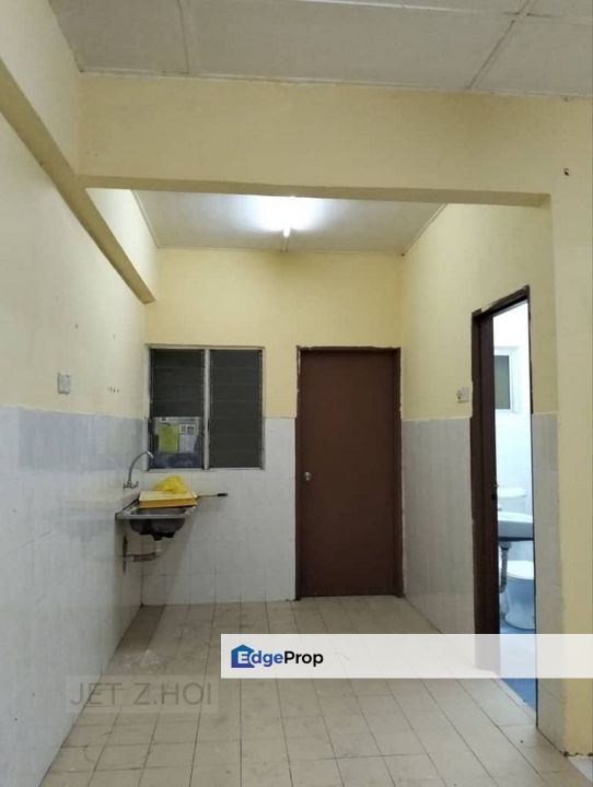 Affordable House with Swimming Pool 🤝 Perdana Villa Apartment for SALE / RENT | Taman Sentosa, Klang  , Selangor, Klang